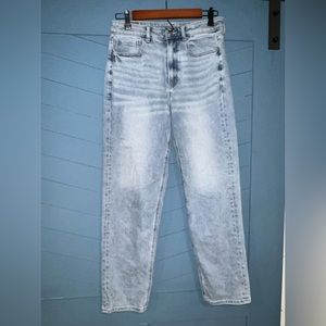 American Eagle Mom Jean LIKE NEW